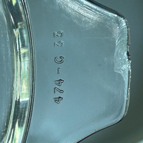 Vintage Pyrex Olive Green Pyrex 1 1/2 Quart Casserole Dish with Lid - Picture 6 of 6